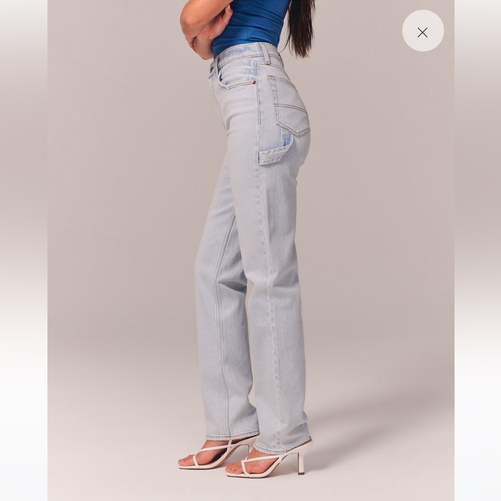 Abercrombie 90’s Relaxed High Rise Straight Leg Carpenter Jeans